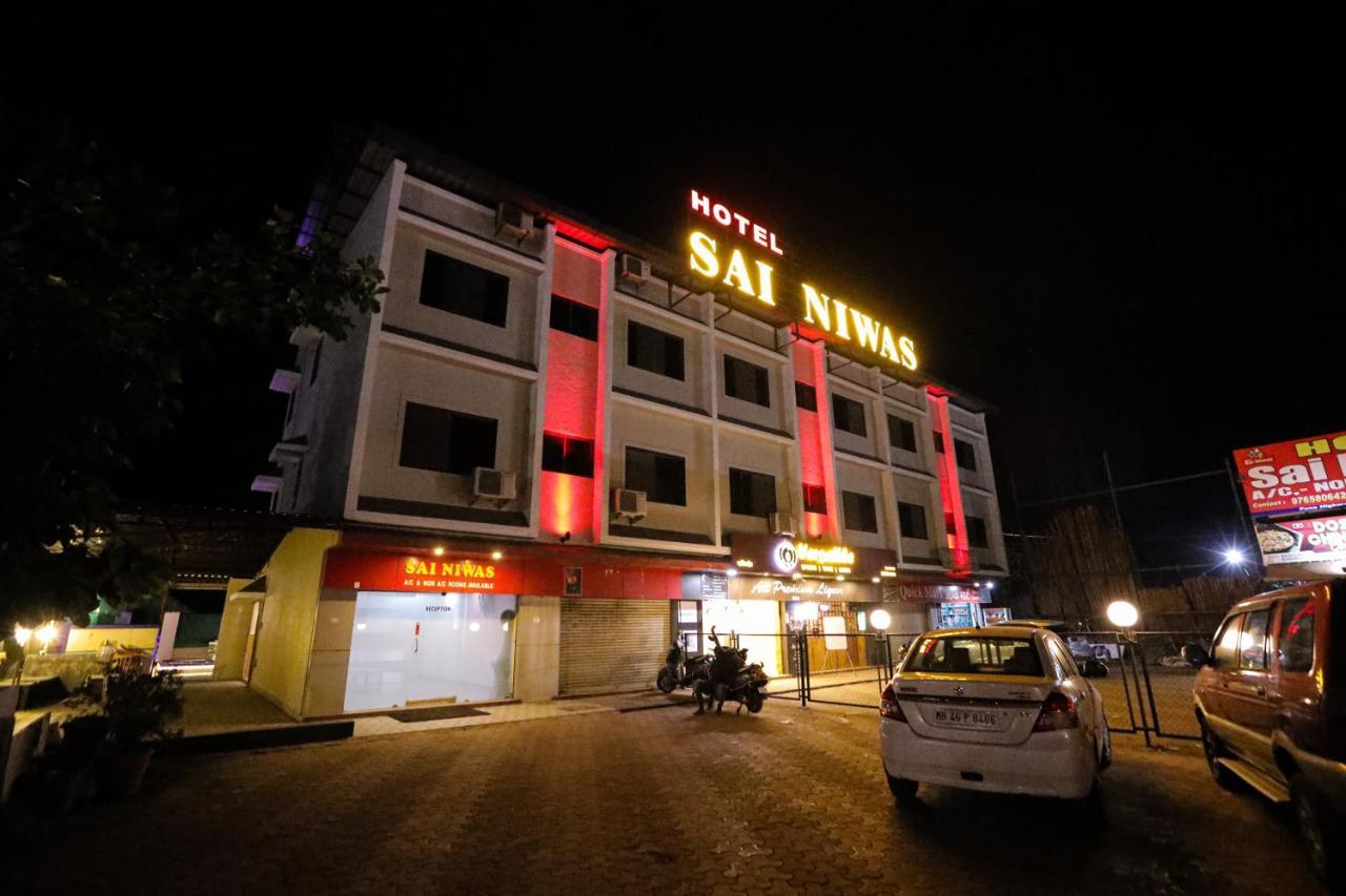 Hotel Sai Niwas Lonavala Kültér fotó