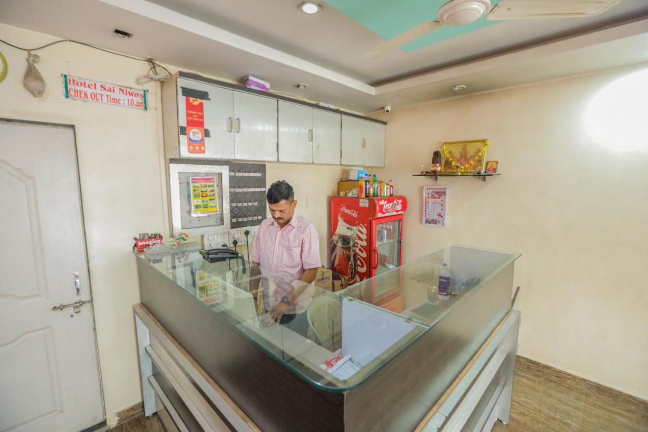 Hotel Sai Niwas Lonavala Kültér fotó